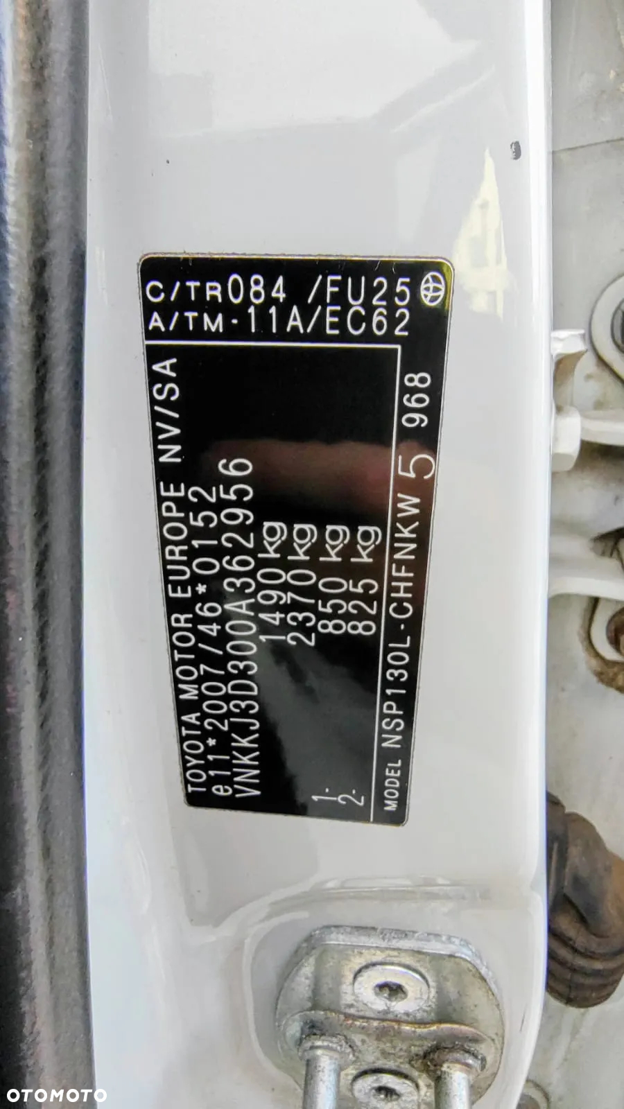 Toyota Yaris 1.33 Premium EU6 - 22