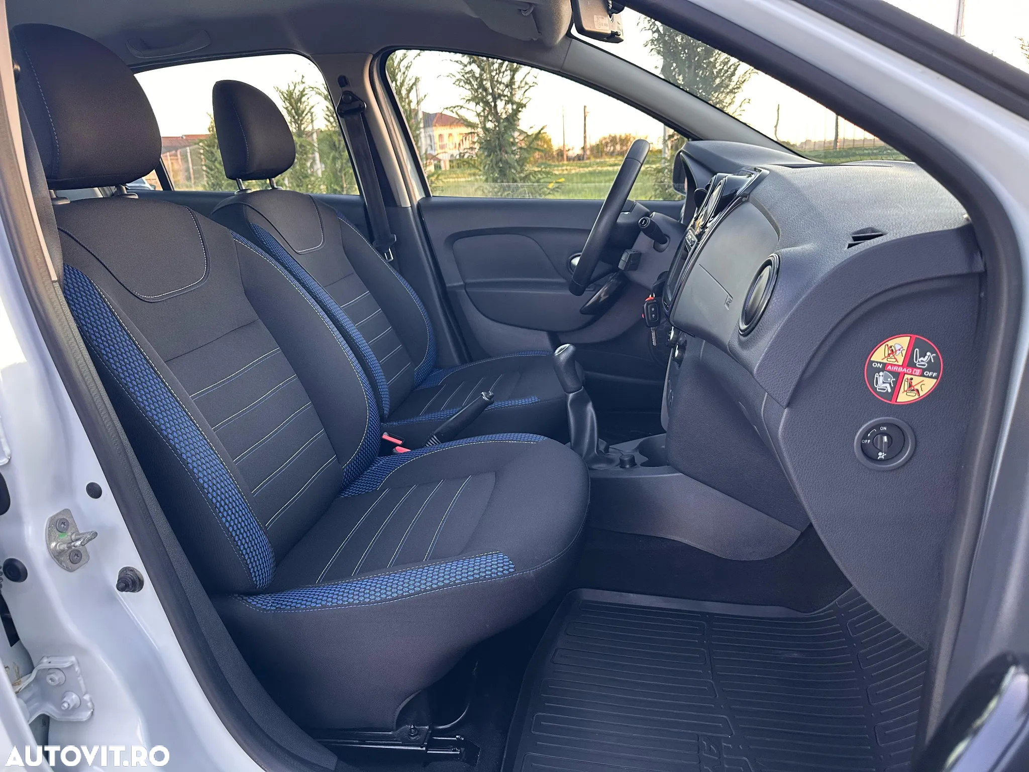 Dacia Logan 1.5 Blue dCi SL Prestige PLUS - 11