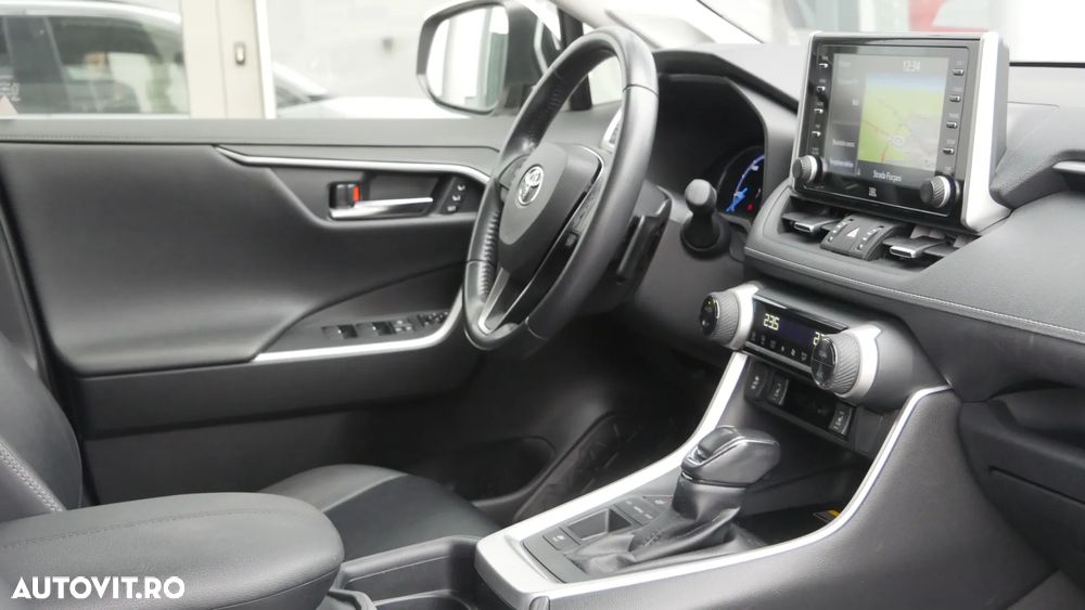 Toyota RAV4 - 19