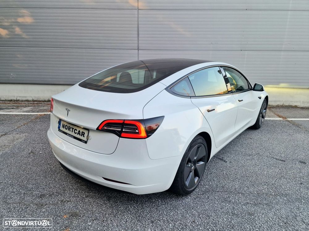 Tesla Model 3 Tração Traseira - 4
