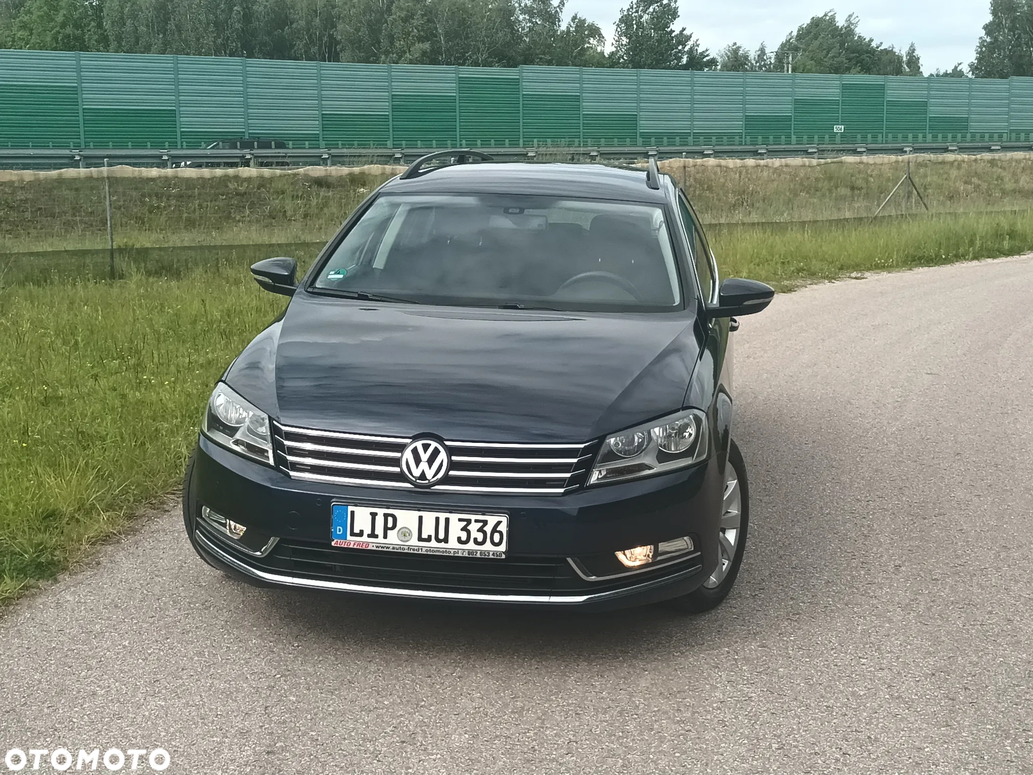 Volkswagen Passat 2.0 TDI Comfortline - 8