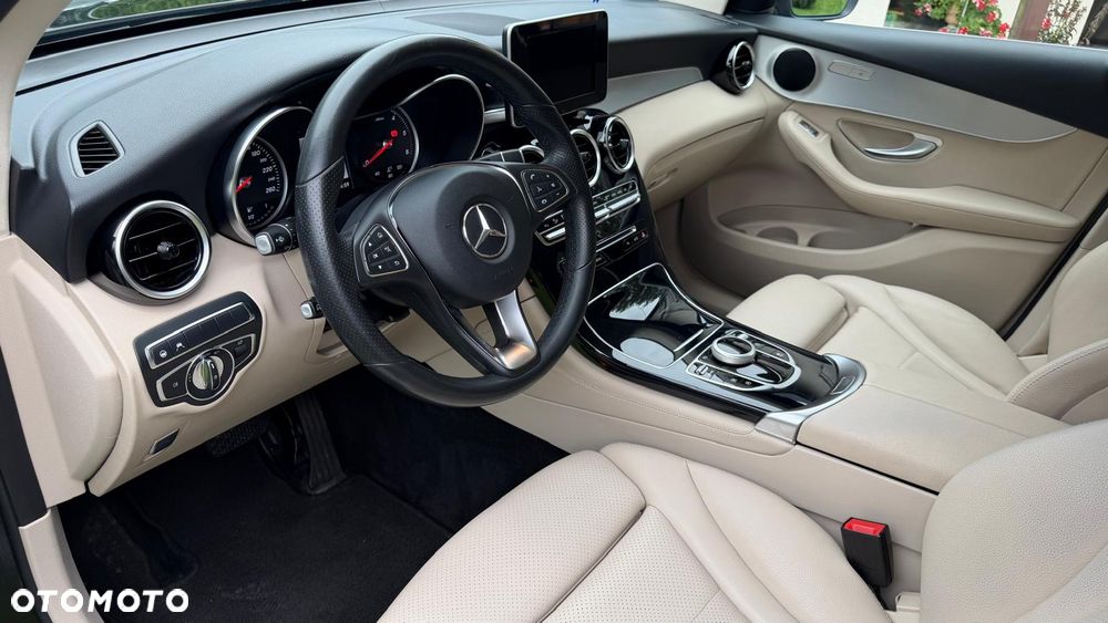 Mercedes-Benz GLC 220 d 4-Matic - 8