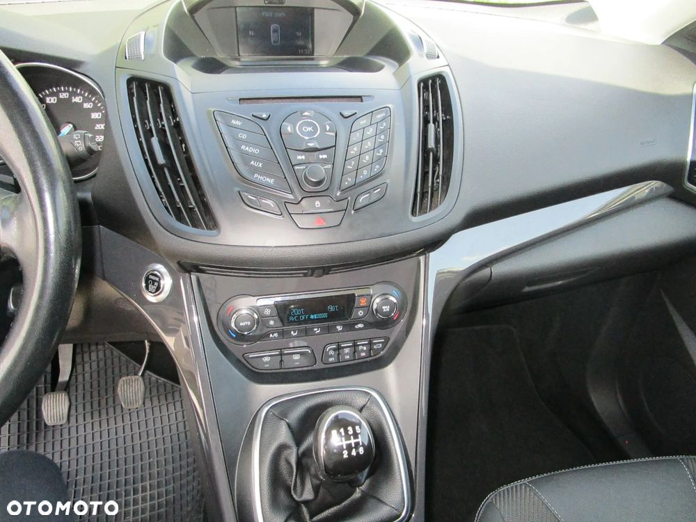 Ford Kuga 2.0 TDCi 2x4 Business Edition - 30
