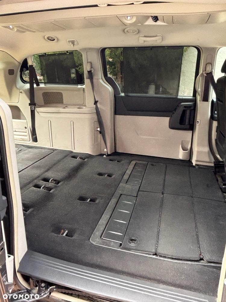 Chrysler Grand Voyager 2.8 CRD Automatik Limited - 38