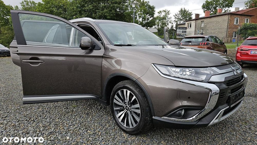 Mitsubishi Outlander 2.0 2WD CVT Spirit - 7
