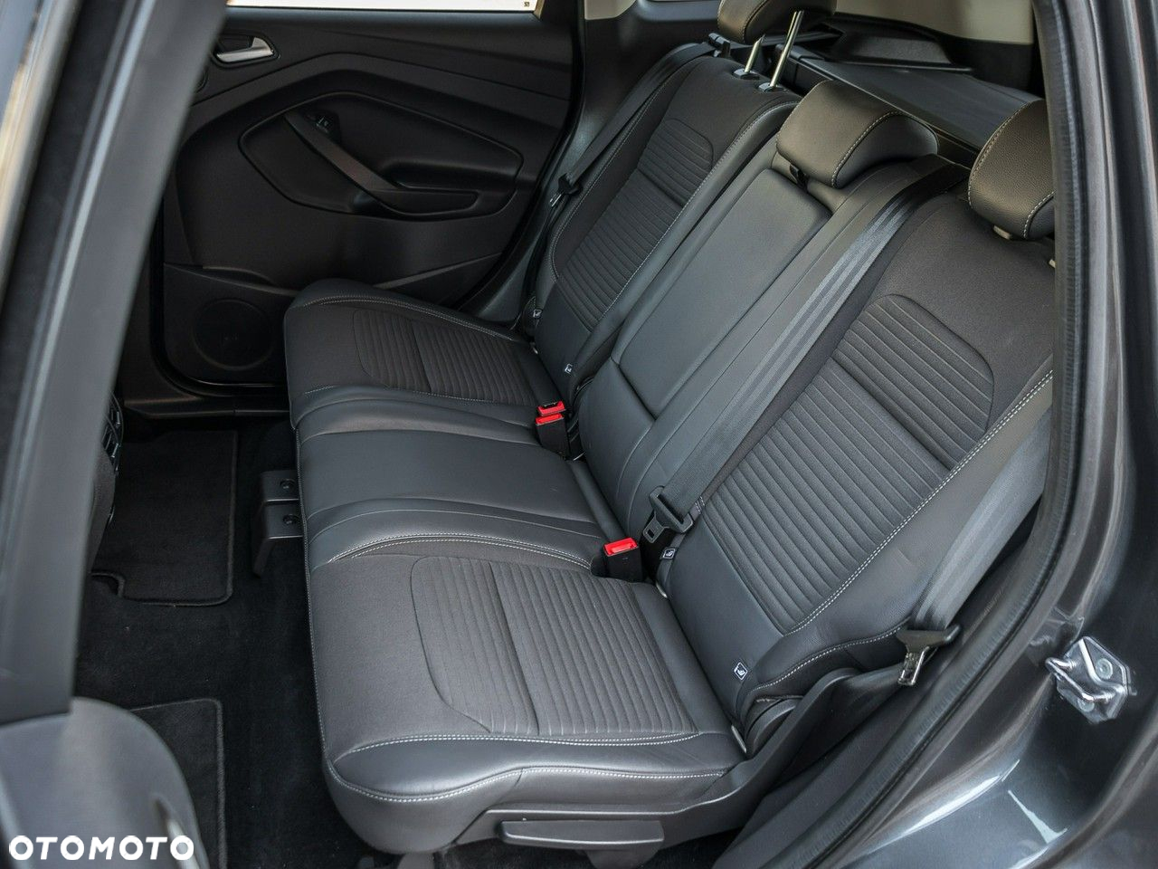 Ford Kuga 2.0 TDCi 4x4 Individual - 22