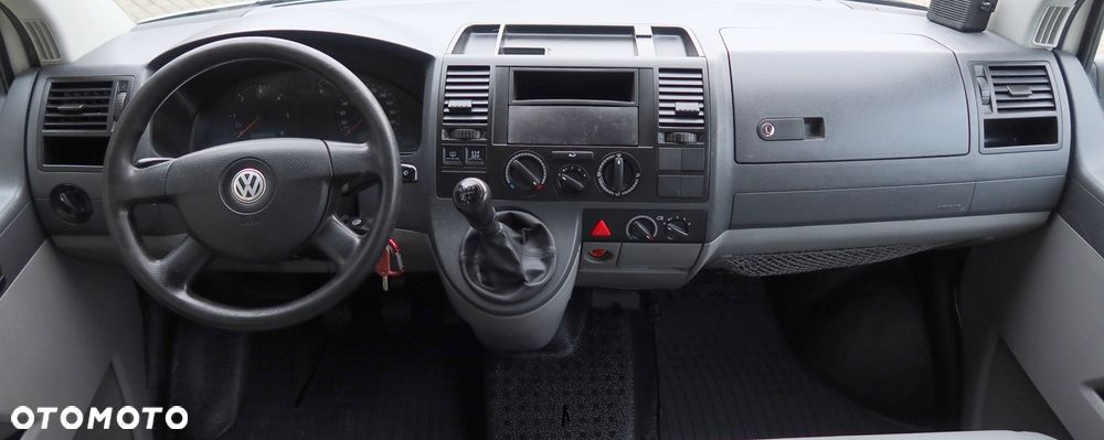 Volkswagen Transporter - 8