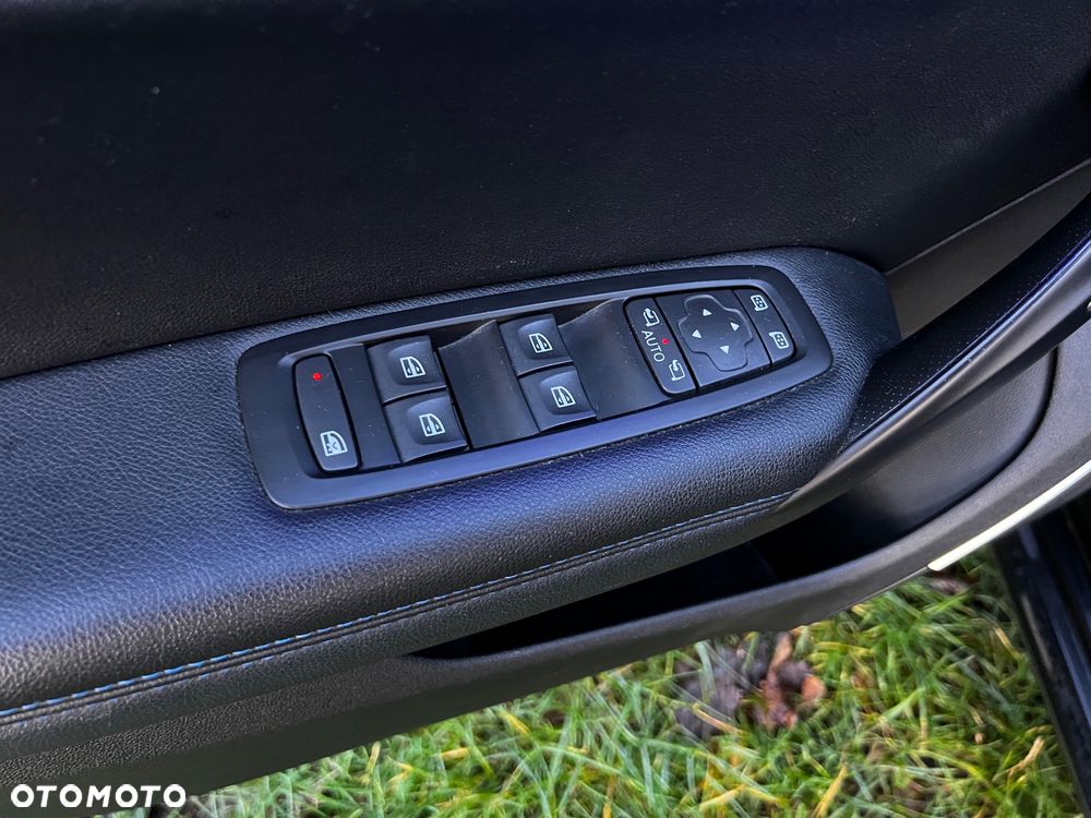 Renault Megane 1.6 dCi GT EDC - 29