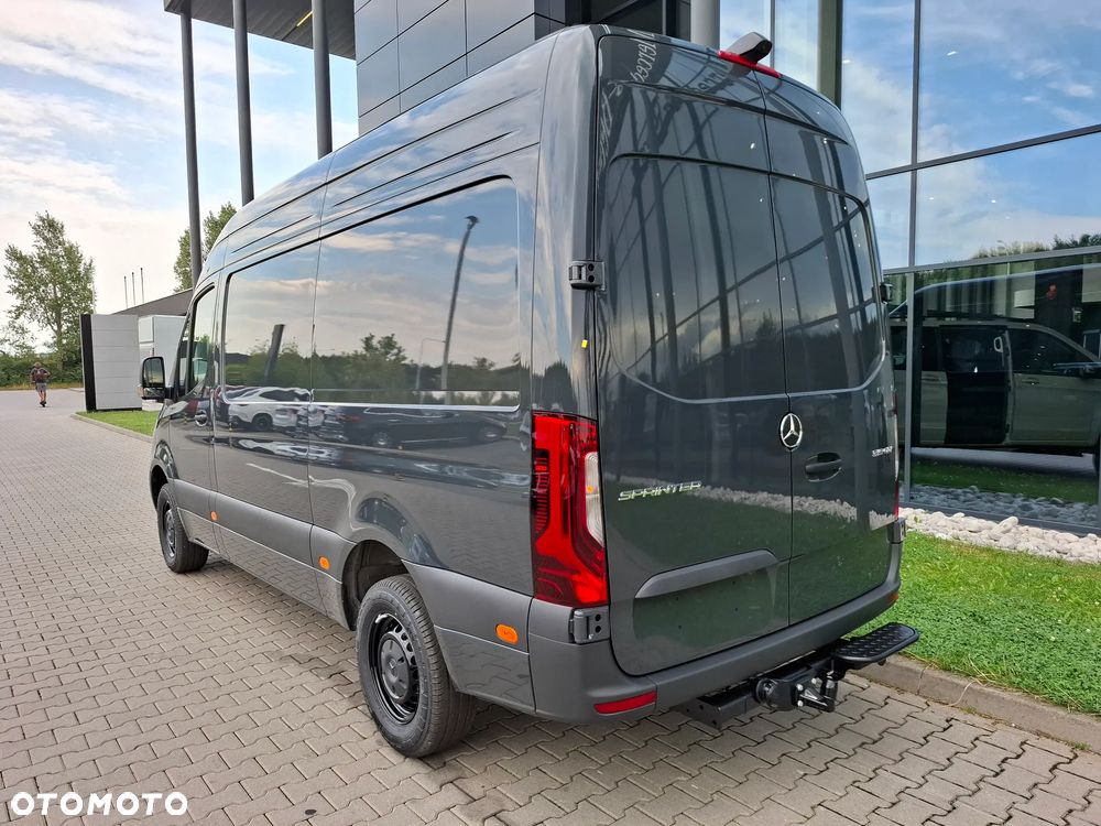 Mercedes-Benz Sprinter 319 CDI Furgon PRO 3665 mm L2H2 - 6