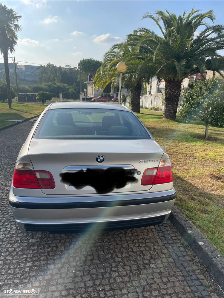 BMW 320 d - 2