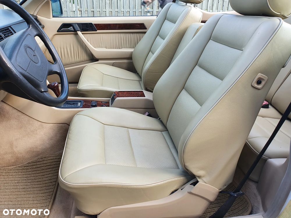 Mercedes-Benz Klasa E - 9