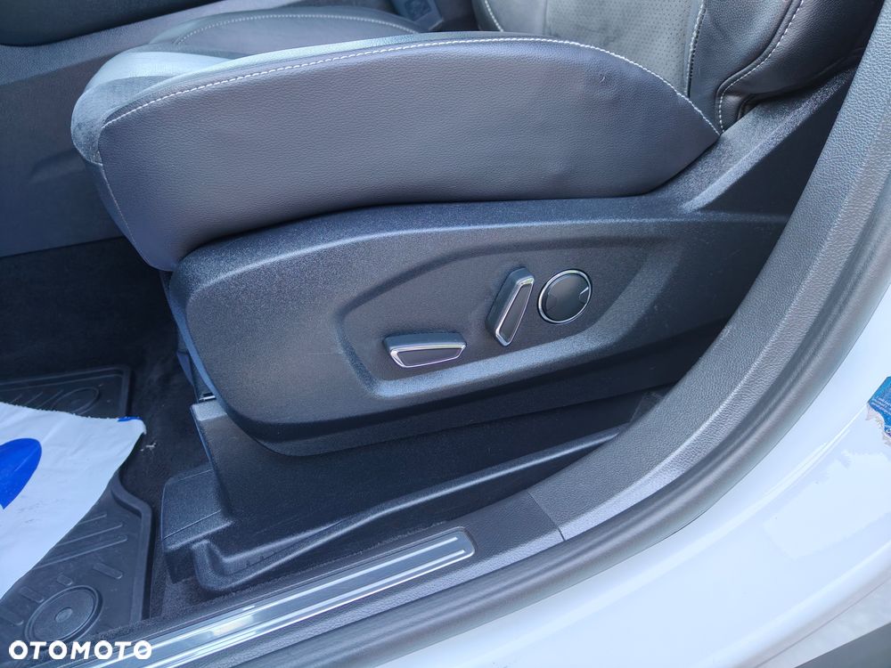 Ford S-Max 2.0 TDCi Titanium - 7