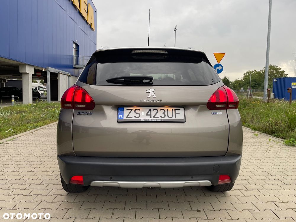 Peugeot 2008 1.2 Pure Tech Allure S&S - 8