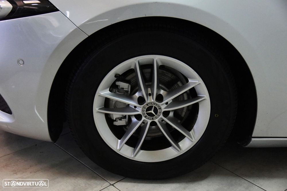 Mercedes-Benz A 180 - 9