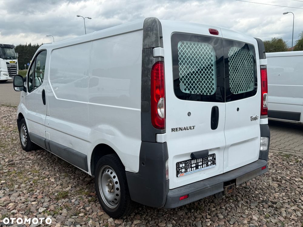 Renault Trafic 2.0dci sprowadzony bezwypadkowy - 4