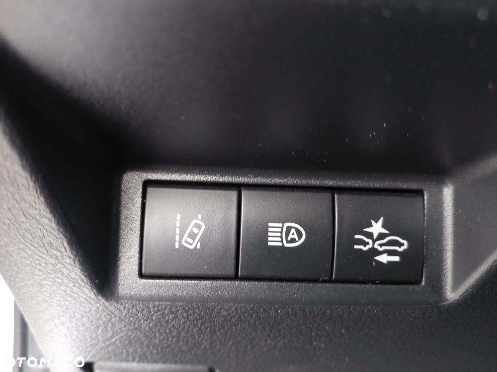 Toyota Yaris 1.0 VVT-i - 25