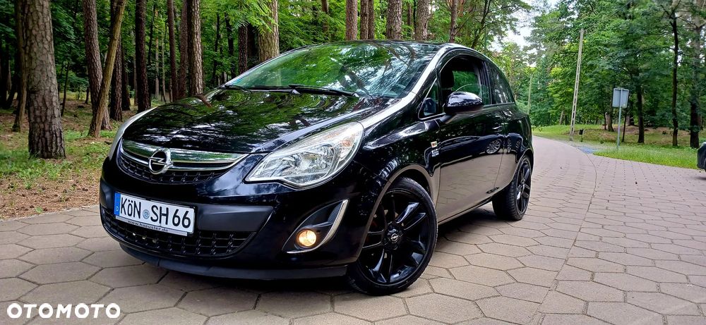 Opel Corsa 1.4 16V 150 Jahre - 1