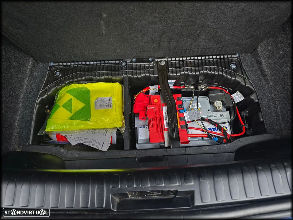 BMW 123 d DPF Edition Sport - 30