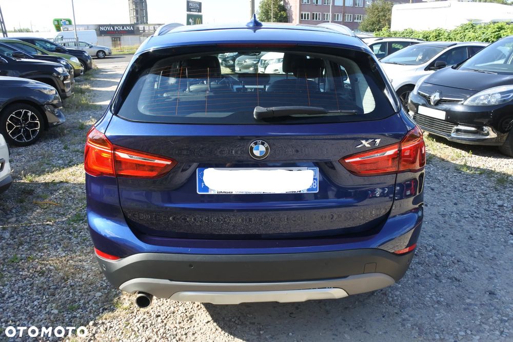 BMW X1 xDrive18d Sport Line sport - 5