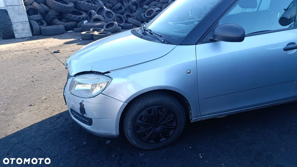 36138 Skoda Fabia II model od 07-10 silnik 1.2 12V CGPA skrzynia LVG lakier 9156 - 8