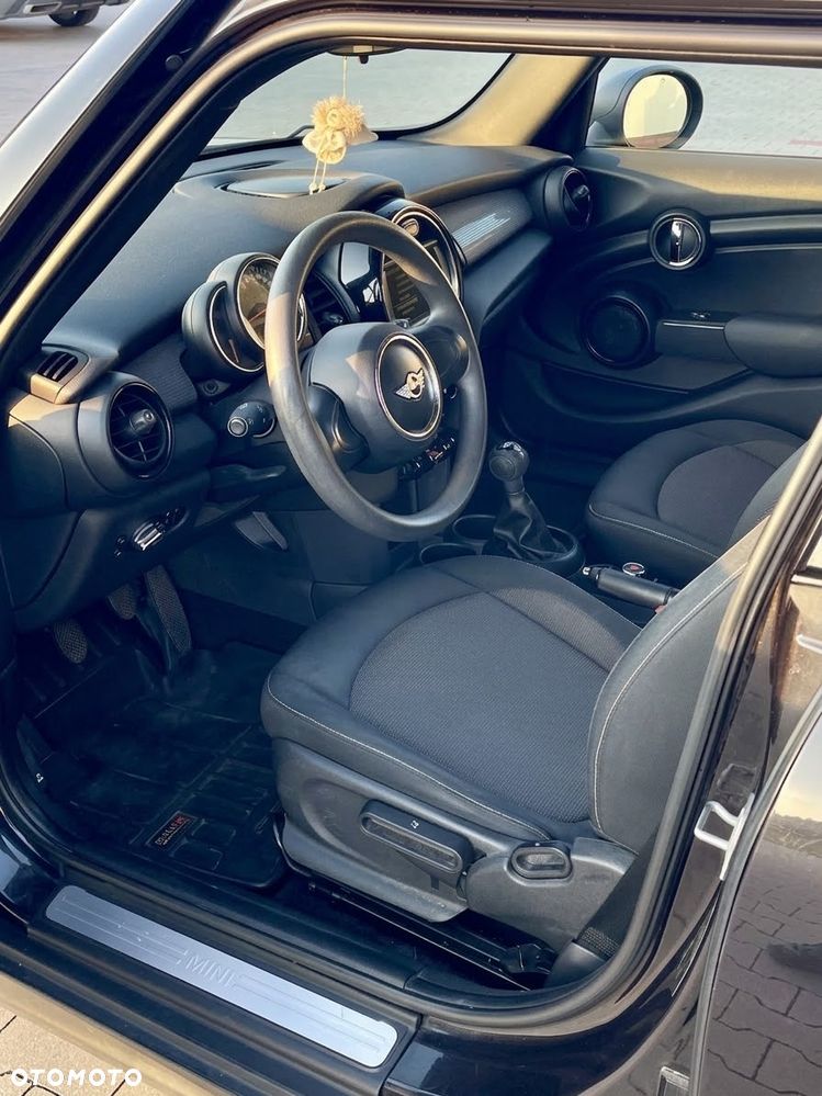 MINI ONE Standard - 7
