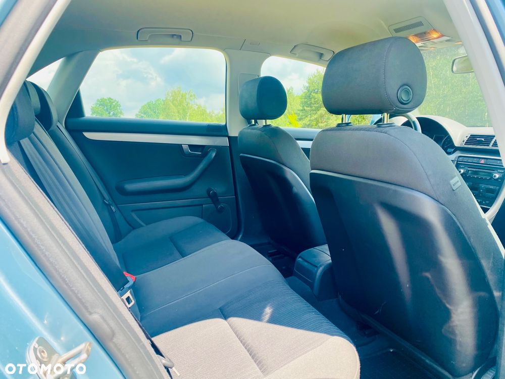 Audi A4 Limousine 2 - 32