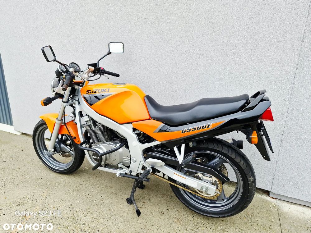 Suzuki GS - 20