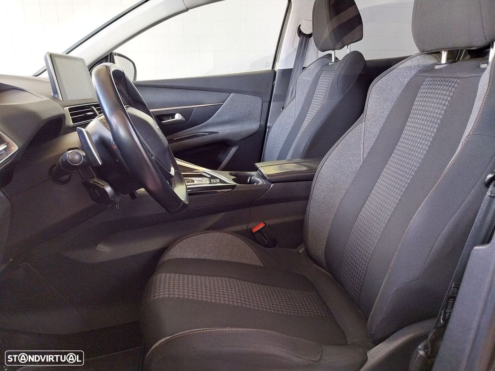 Peugeot 3008 1.6 BlueHDi Style EAT6 - 4