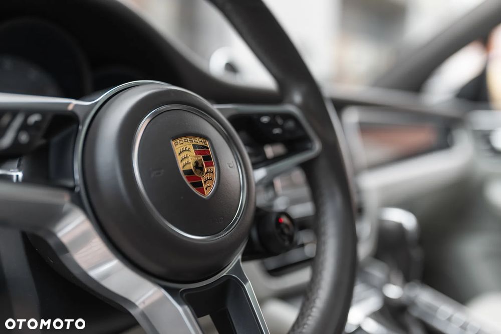Porsche Macan - 11
