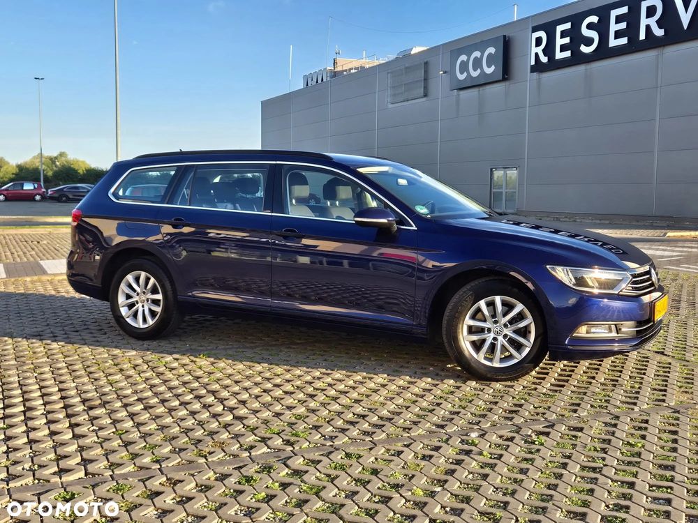 Volkswagen Passat 2.0 TDI SCR Highline DSG - 4