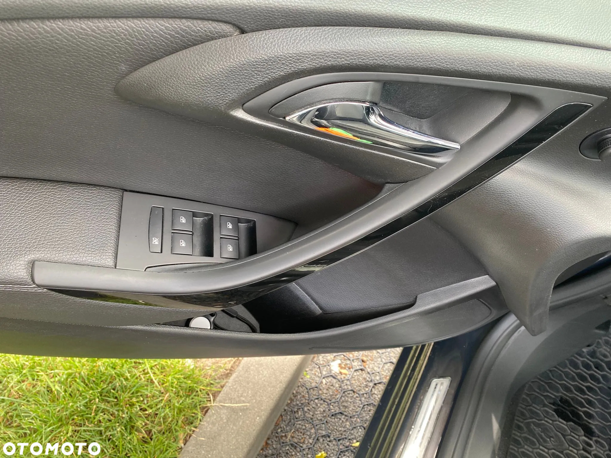 Opel Astra IV 1.4 T Active - 12