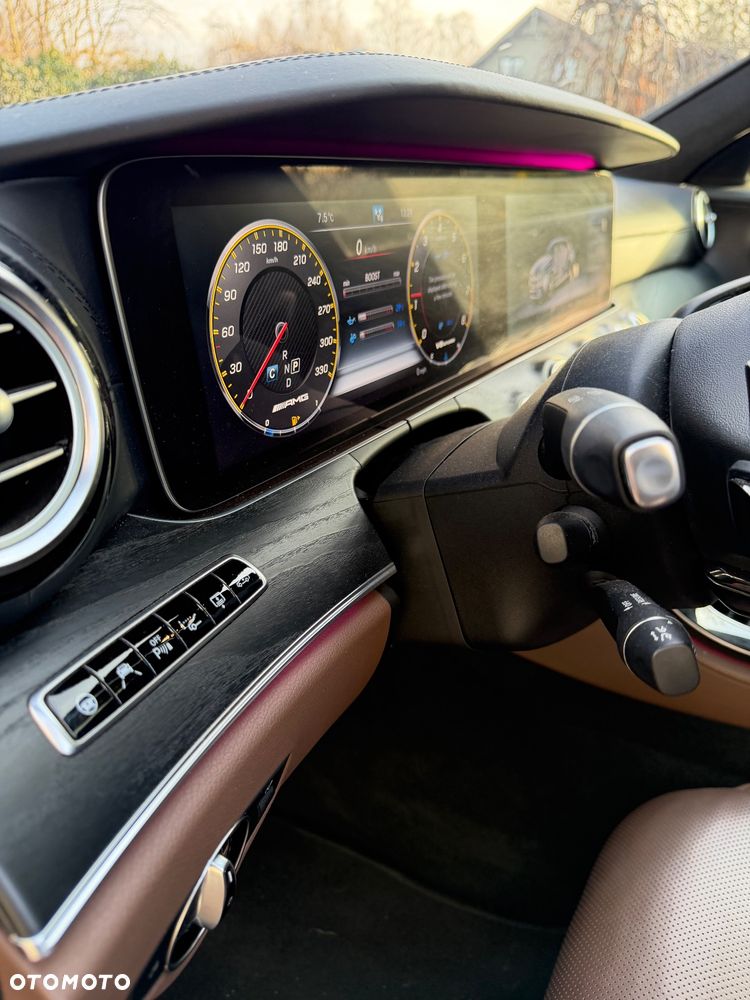 Mercedes-Benz Klasa E AMG 63 S 4-Matic+ - 14