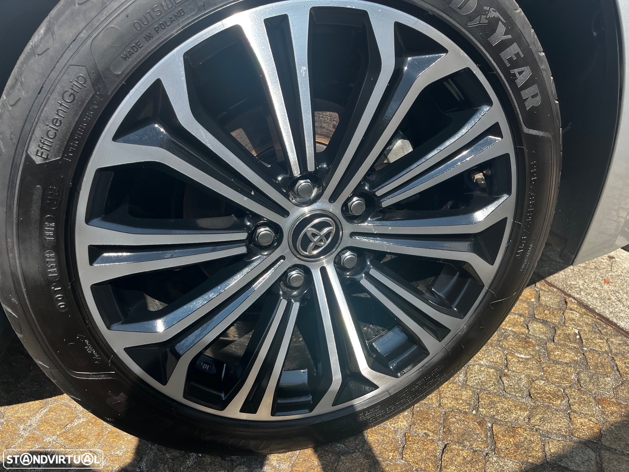 Toyota Corolla Touring Sports 1.8 Hybrid Comfort+P.Sport - 9