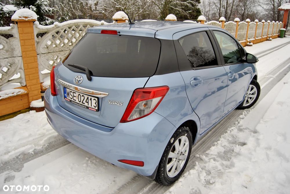 Toyota Yaris 1.0 Premium EU6 - 17