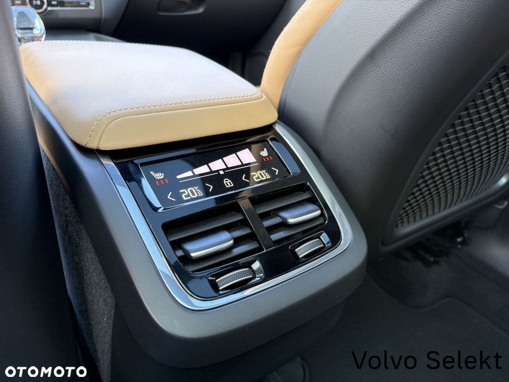 Volvo XC 60 - 26