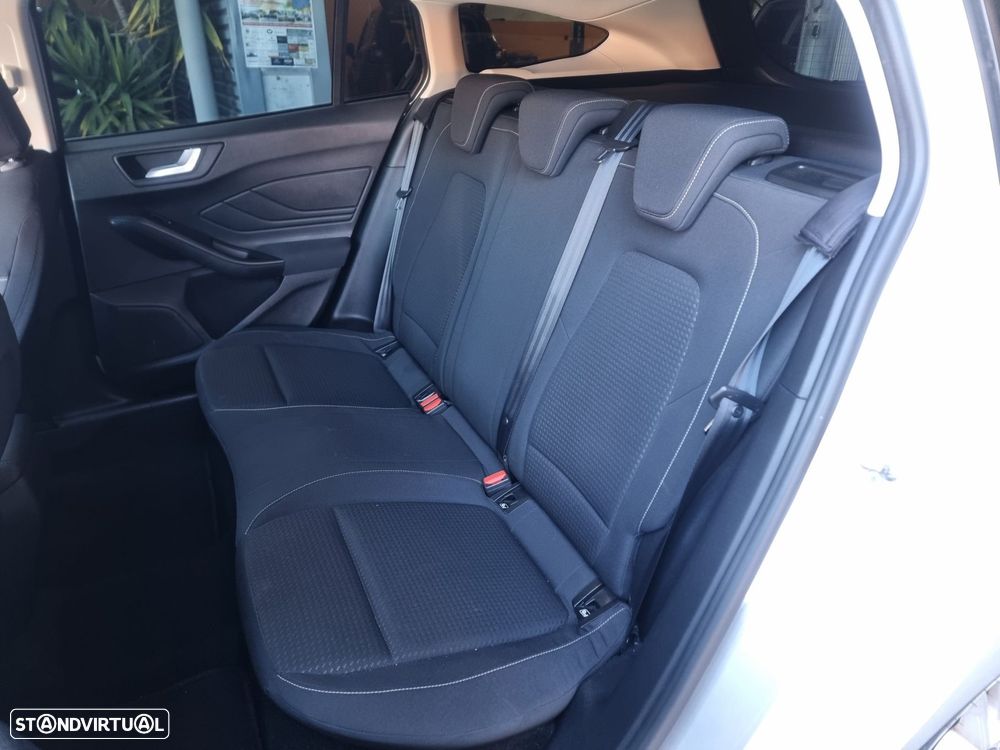 Ford Focus SW 1.5 TDCi EcoBlue Business - 5