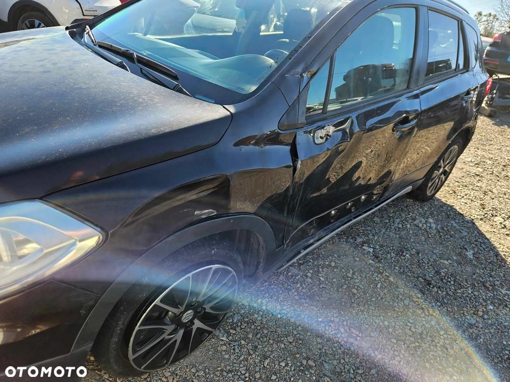 Suzuki SX4 S-Cross 1.6 DDiS Elegance 4WD - 23