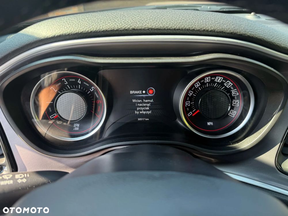 Dodge Challenger 6.4 Scat Pack - 11