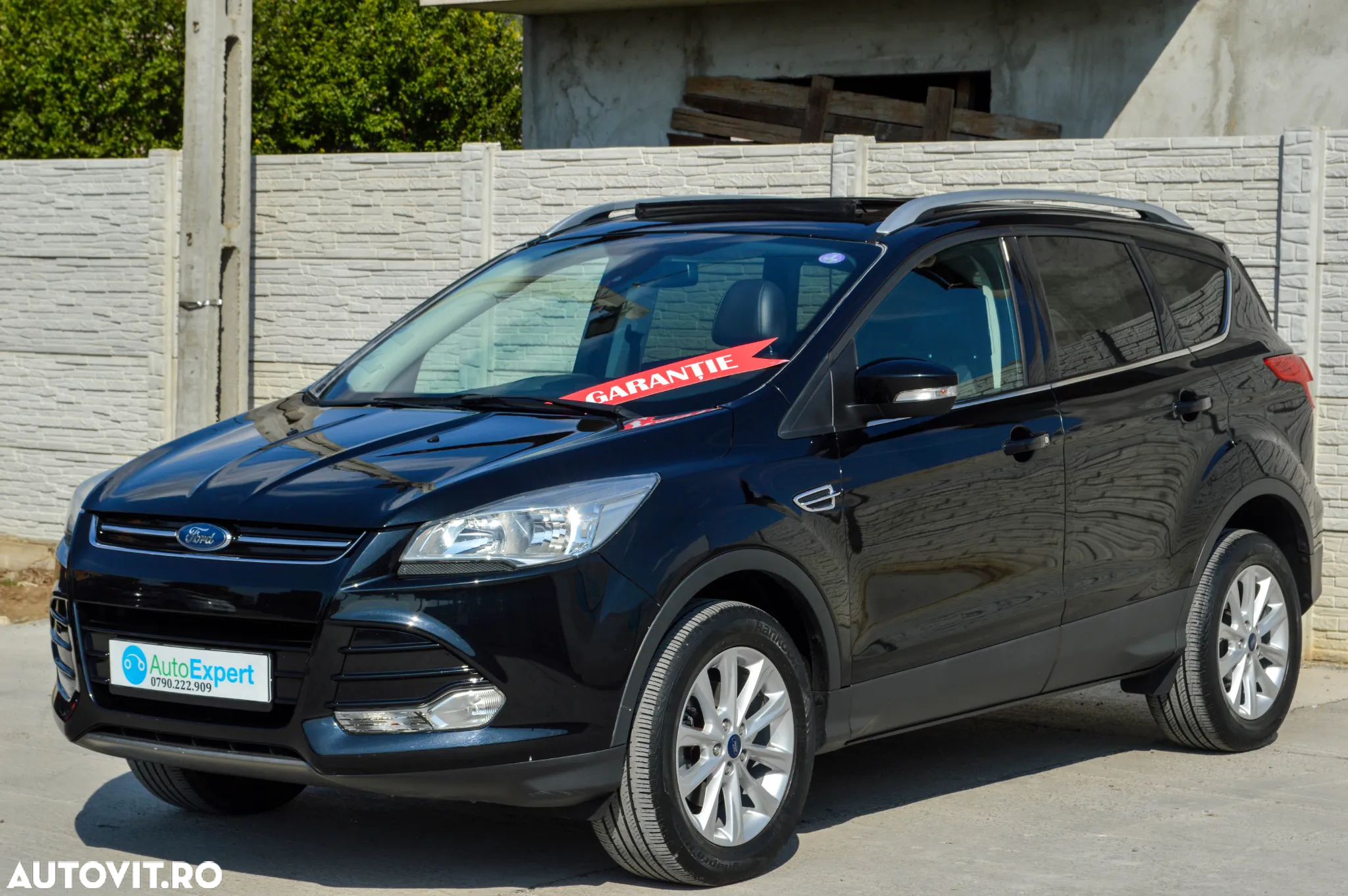 Ford Kuga 1.5 EcoBoost 2x4 Titanium - 14