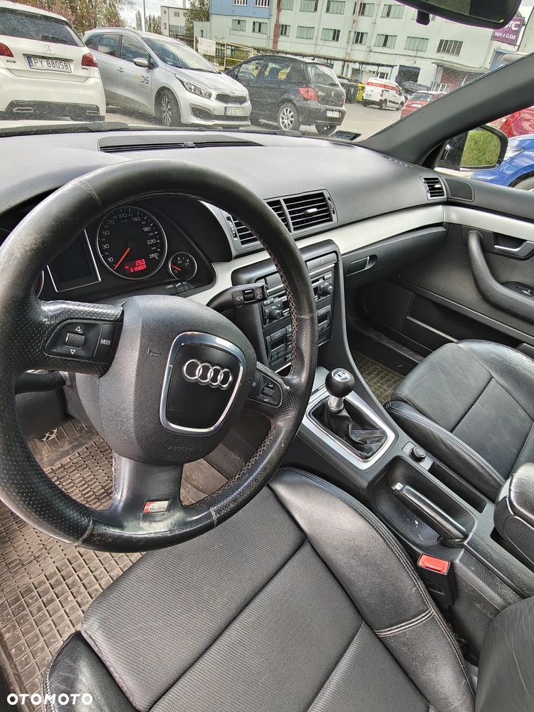 Audi A4 Avant 2.0 TDI DPF - 6