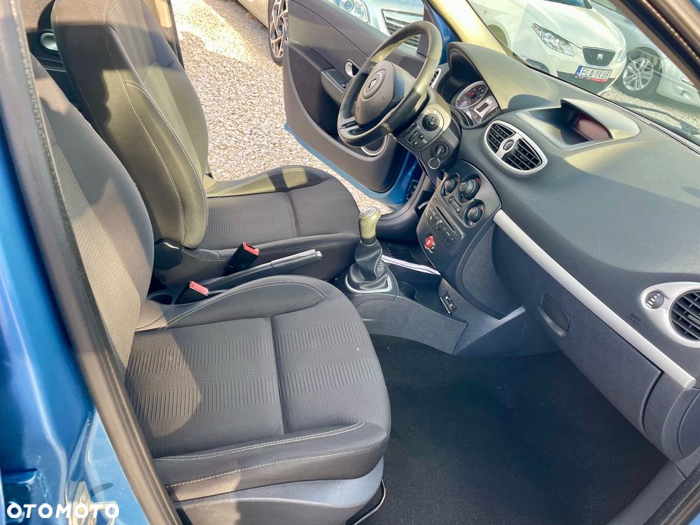 Renault Clio 1.2 16V 75 Dynamique - 30