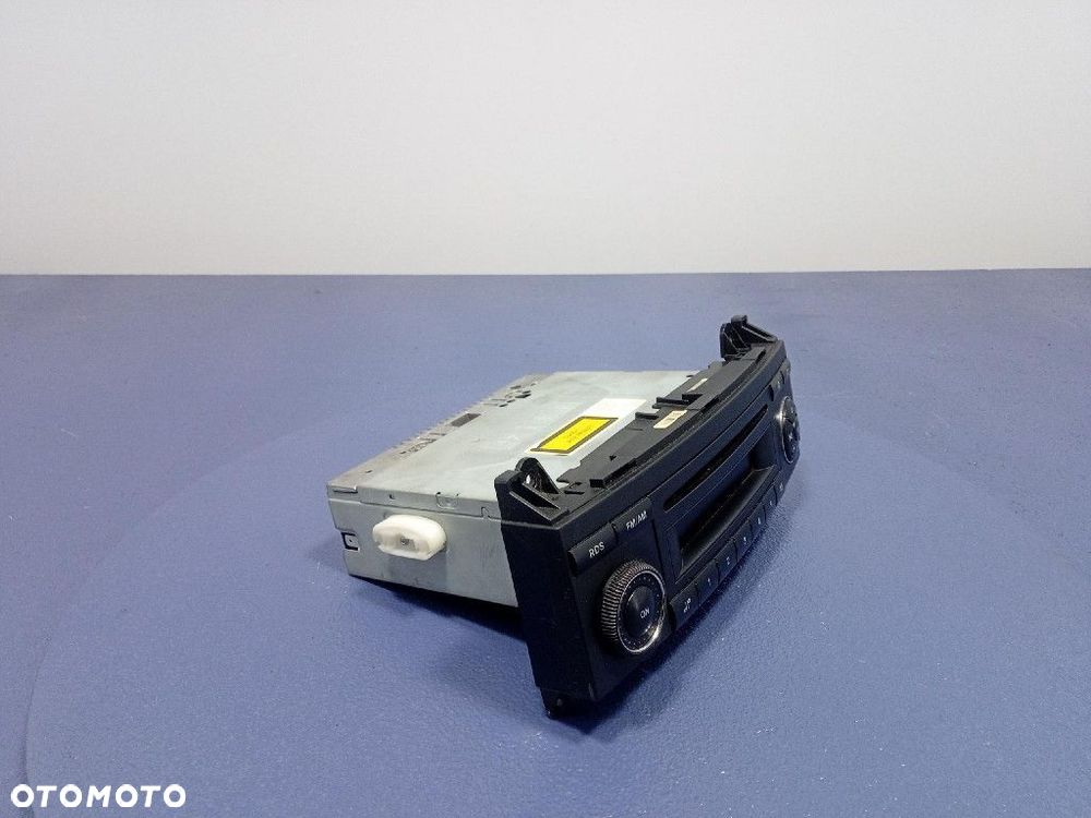 MERCEDES B KLASA W245 RADIO CD FABRYCZNE A1698200886 - 2