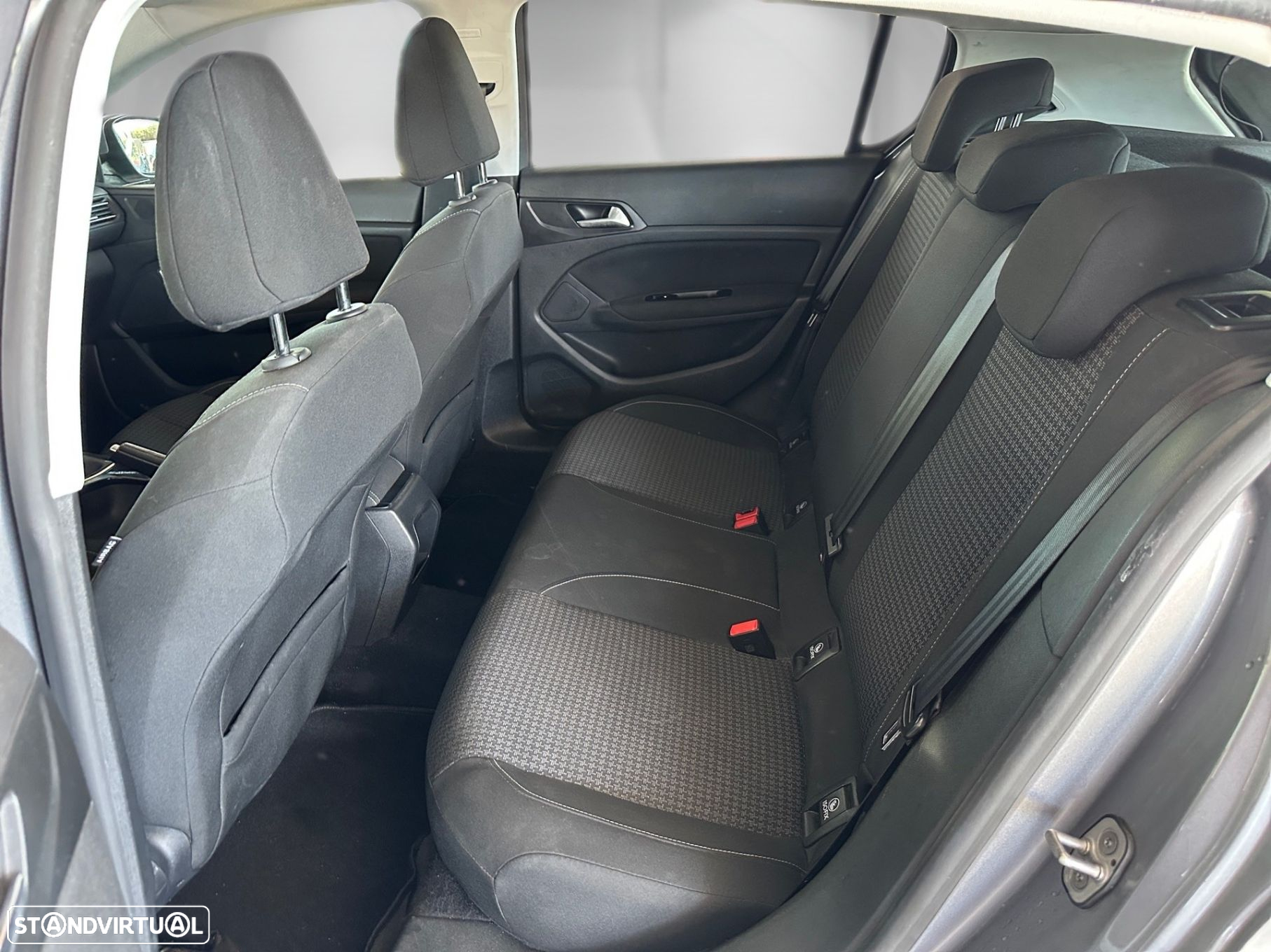 Peugeot 308 1.6 BlueHDi Style - 13