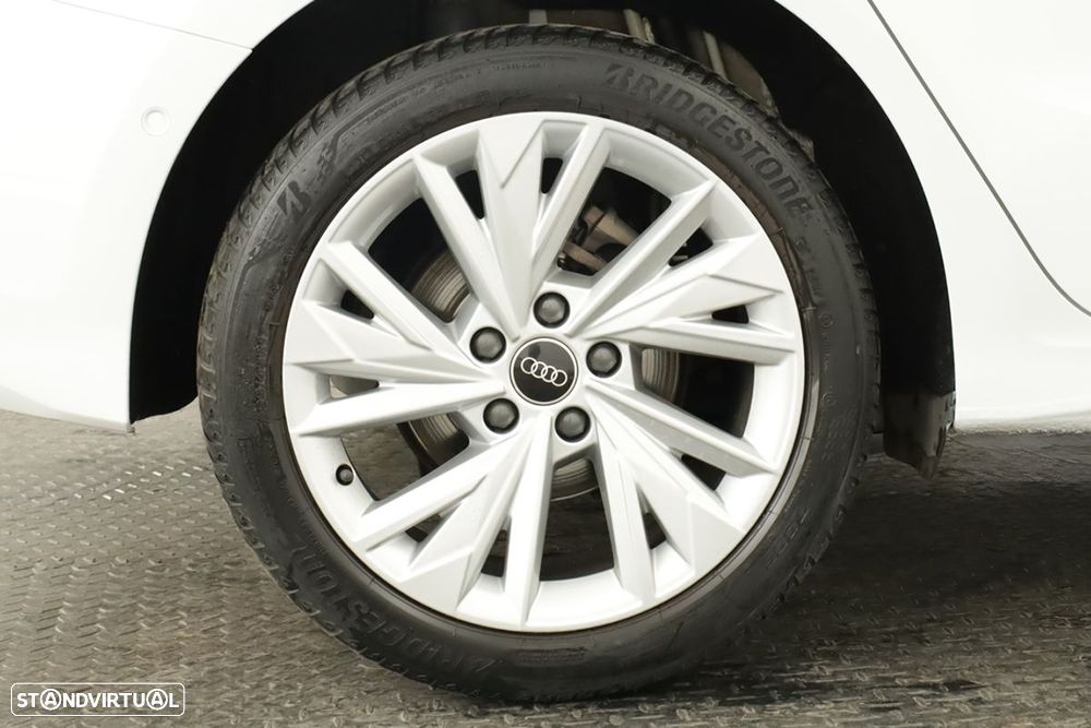 Audi A3 Sportback 30 TFSI S tronic - 5