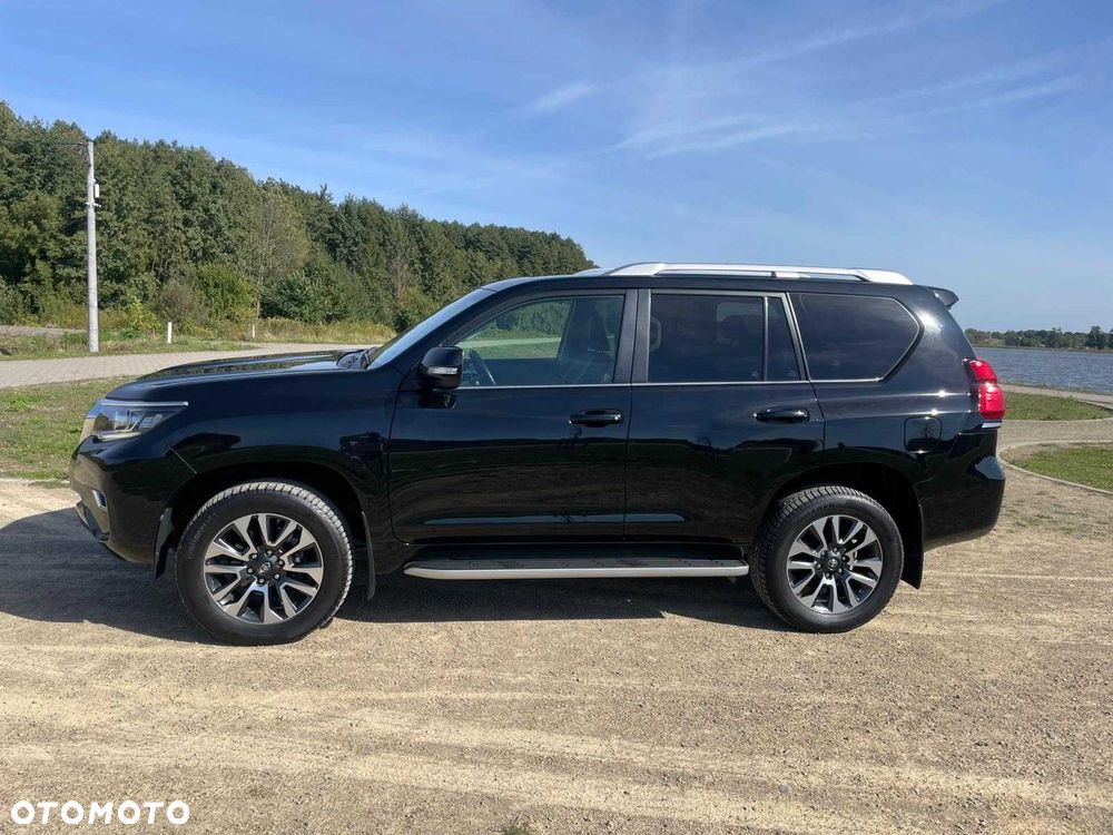 Toyota Land Cruiser - 3