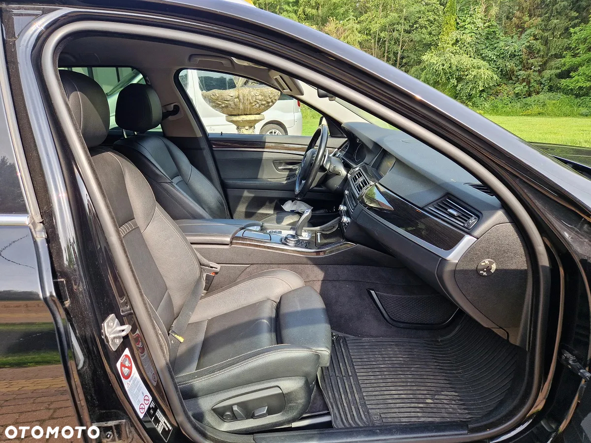 BMW Seria 5 520d xDrive Luxury Line - 15