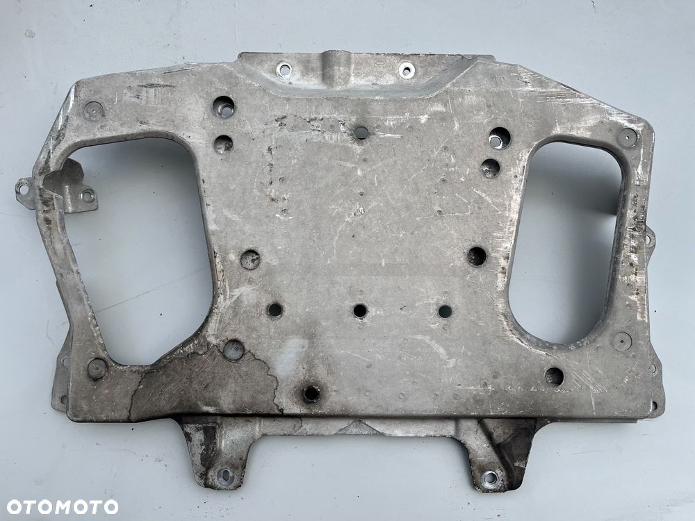 Osłona dolna pod silnik CPLA-7E063 Range Rover Sport L494 - 1
