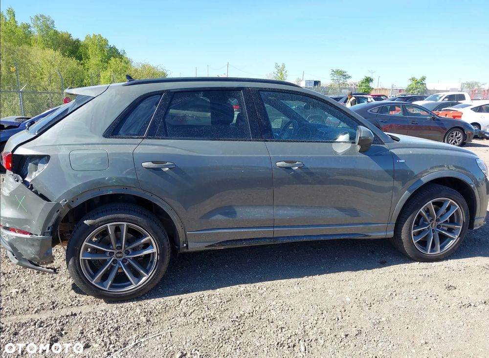 Audi Q3 - 6