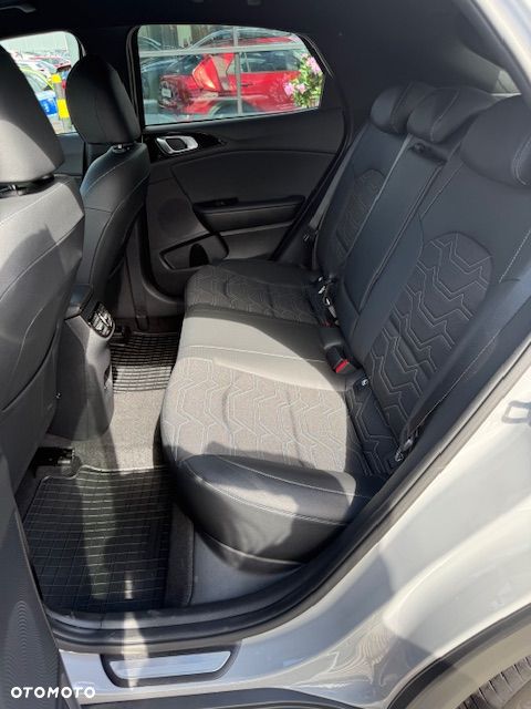 Kia XCeed 1.6 T-GDI Tribute DCT - 14