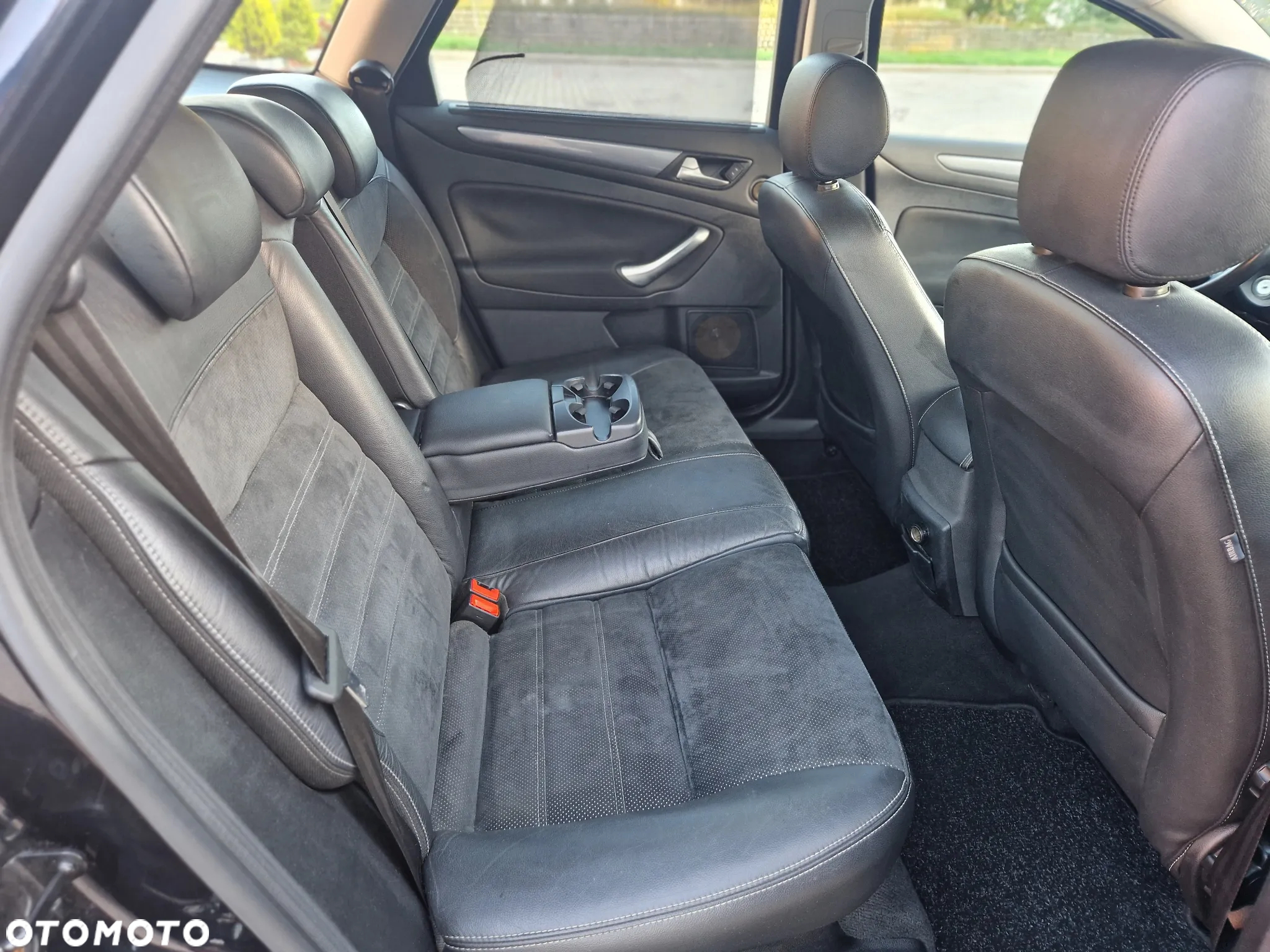 Ford Mondeo Turnier 2.0 Titanium - 19